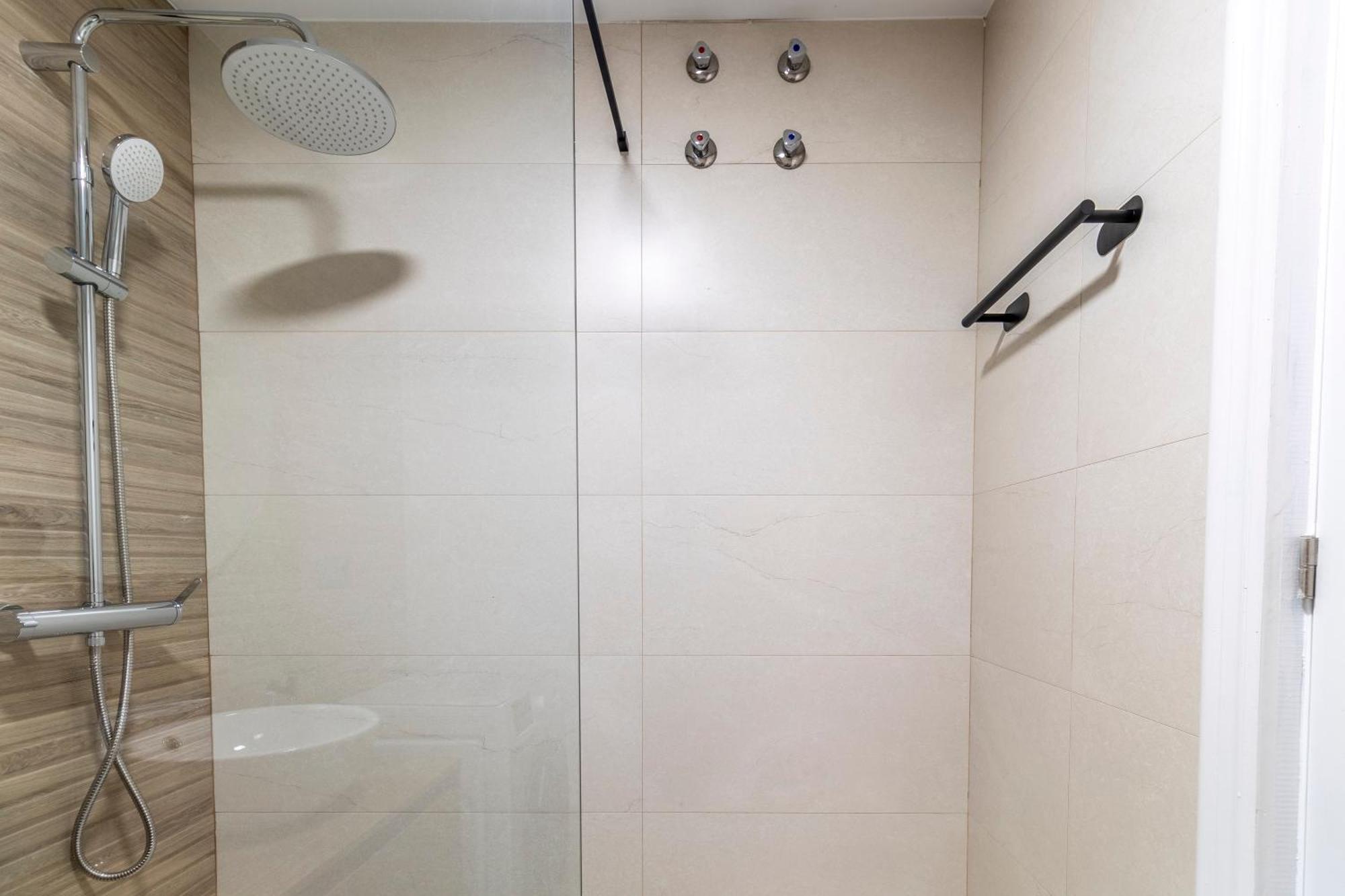 Rentitspain Moderno Apartamento Calaverde Frente Al Mar Salobreña Exteriör bild